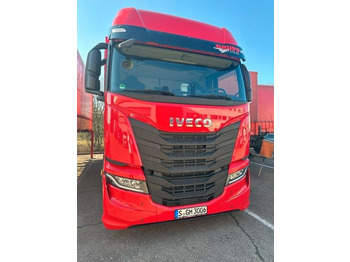 شاحنات الحاويات / جسم علوي قابل للتغيير شاحنة IVECO