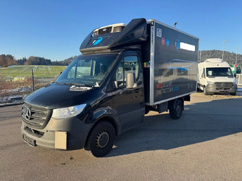 شاحنة مُبرّدة للتوصيل MERCEDES-BENZ Sprinter 317