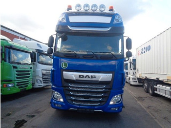 وحدة جر DAF XF 106 530