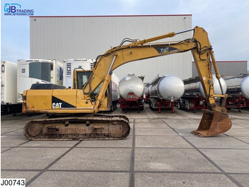 حفار زحاف CATERPILLAR 318