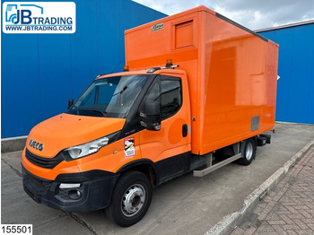 شاحنة مقفلة IVECO