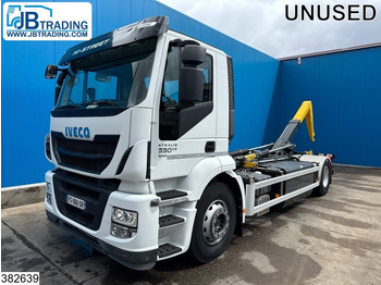شاحنة ذات خطاف IVECO Stralis