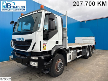شاحنات مسطحة IVECO Trakker