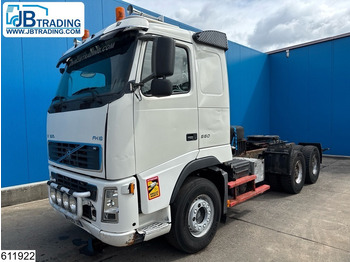 وحدة جر VOLVO FH16 550