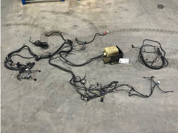 النظام الكهربائي SCHAEFF