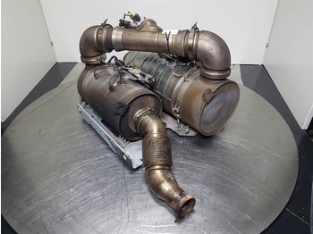 المحرك و قطع الغيار - آلات البناء Sennebogen 818 - Exhaust system/Auspuff/Uitlaat: صورة 2