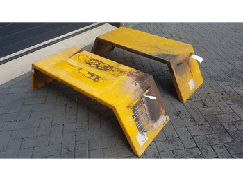 رفرف المركبة KÖGEL