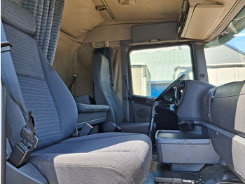 شاحنة مقفلة Scania R420: صورة 3