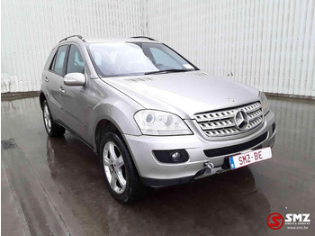 سيارة MERCEDES-BENZ