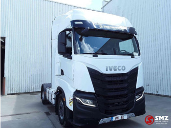 وحدة جر IVECO S-WAY