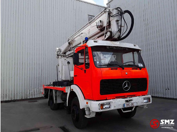 شاحنة MERCEDES-BENZ