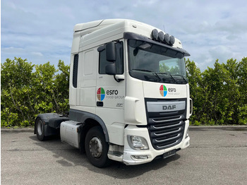 وحدة جر DAF XF