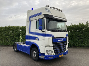 وحدة جر DAF XF 440