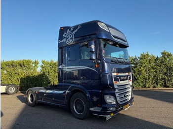 وحدة جر DAF XF 480