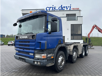 شاحنة ذات خطاف SCANIA P124