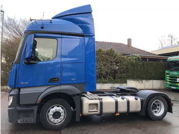 وحدة جر MERCEDES-BENZ Actros 1845