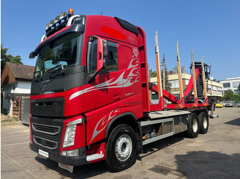 شاحنة قطع الأشجار VOLVO FH 540