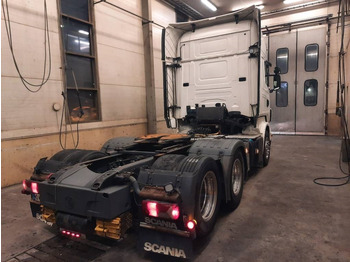 وحدة جر Scania R 560: صورة 4