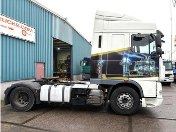DAF XF 105.460 ATE SPACEAB 4x2 (EURO 5 / ZF MANUAL GEARBOX / ZF-INTARDER / HYDRAULIC KIT / P.T.O. / AIRCONDITIONING / ETC.) DAF XF 105.460 ATE SPACEAB 4x2 (EURO 5 / ZF MANUAL GEARBOX / ZF-INTARDER / HYDRAULIC KIT / P.T.O. / AIRCONDITIONING / ETC.): صورة 4 DAF XF 105.460 ATE SPACEAB 4x2 (EURO 5 / ZF MANUAL GEARBOX / ZF-INTARDER / HYDRAULIC KIT / P.T.O. / AIRCONDITIONING / ETC.) DAF XF 105.460 ATE SPACEAB 4x2 (EURO 5 / ZF MANUAL GEARBOX / ZF-INTARDER / HYDRAULIC KIT / P.T.O. / AIRCONDITIONING / ETC.): صورة 4