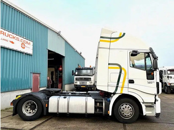 Iveco Stralis AS440S42T/P HI-WAY DUTCH TRUCK (APK/TUV -> 02-2024 / EURO 6 / AS-TRONIC / 2 TANKS / LEATHER SEATS / FRIDGE) Iveco Stralis AS440S42T/P HI-WAY DUTCH TRUCK (APK/TUV -> 02-2024 / EURO 6 / AS-TRONIC / 2 TANKS / LEATHER SEATS / FRIDGE): صورة 4