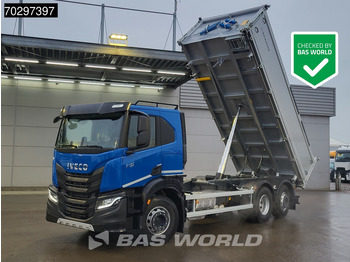 شاحنة قلاب IVECO S-WAY