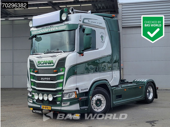 وحدة جر SCANIA S 450
