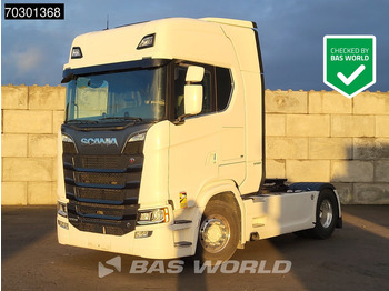 وحدة جر SCANIA S 520