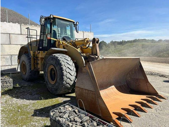 اللودر بعجل CATERPILLAR 966G