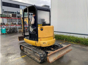 حفارة مُصَّغرة Caterpillar CANOPY 302.7DCR MACHINE SUISSE: صورة 3