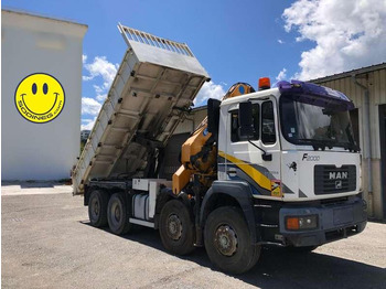 شاحنة قلاب MAN F2000