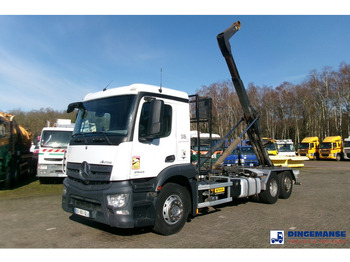 شاحنة ذات خطاف MERCEDES-BENZ Antos 2543