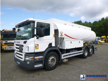 شاحنة صهريج SCANIA P 320