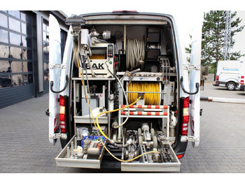 شاحنة الشفط MERCEDES-BENZ Sprinter 516