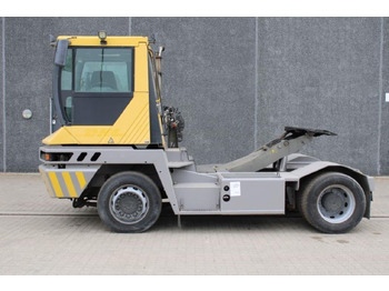 جرار المحطة TERBERG