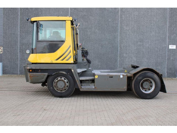 جرار المحطة TERBERG