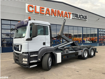 شاحنة ذات خطاف MAN TGS 26.440