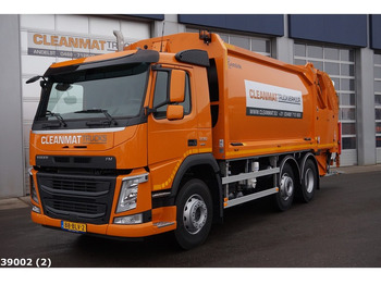 شاحنة النفايات VOLVO FM 330
