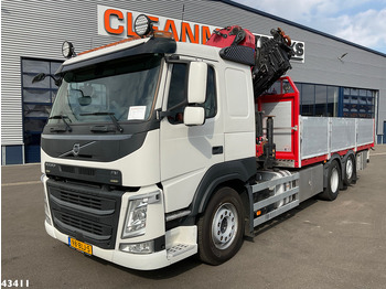 شاحنة كرين Volvo FM 500 Euro 6 HMF 32 Tonmeter laadkraan Just 166.643 km!: صورة 2