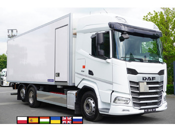 شاحنة صندوق متساوي DAF XF 450