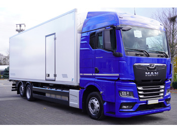 شاحنة الفريزر MAN TGX 26.400