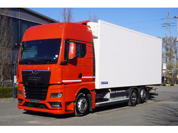 شاحنة الفريزر MAN TGX 26.510