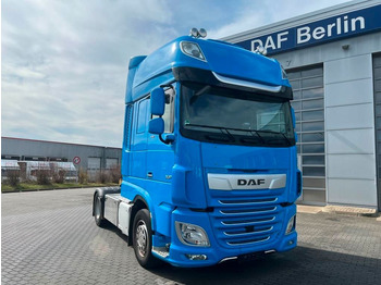 وحدة جر DAF XF 530
