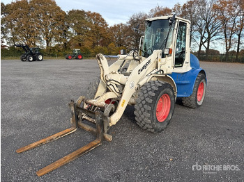 اللودر بعجل ATLAS