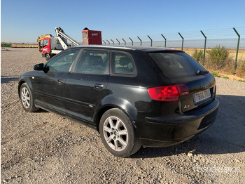سيارة AUDI