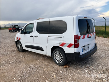 حافلة صغيرة TOYOTA Proace