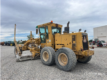 ممهدة CATERPILLAR 140G