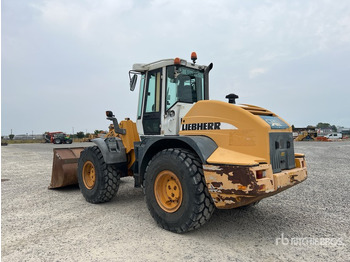اللودر بعجل LIEBHERR L 538