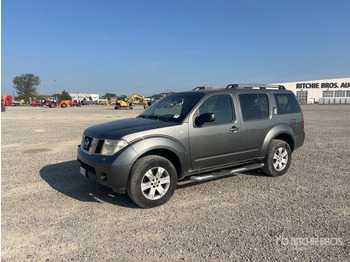سيارة دفع رباعي NISSAN