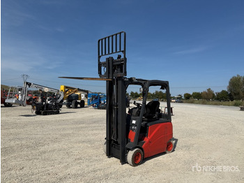 رافعة شوكية كهربائية LINDE E16