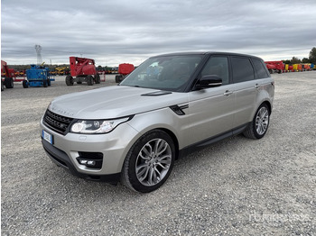 سيارة دفع رباعي LAND ROVER